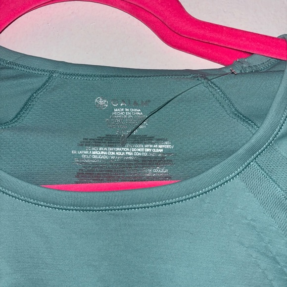 Msrp 45$ size small. Giam. With tags. Active. Top. Long sleeve. Light green. - Picture 3 of 4